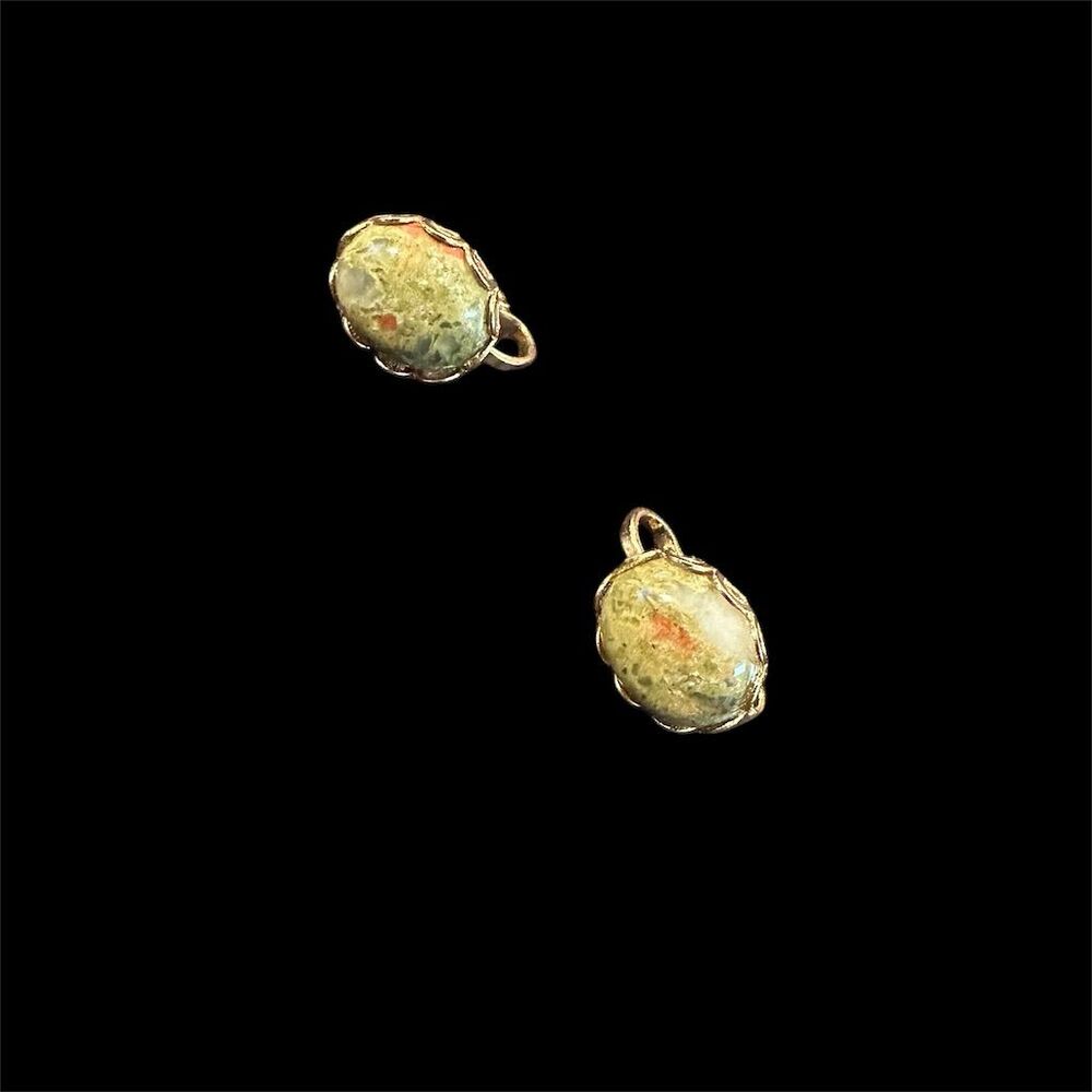 Vintage Clip-on Earrings Green Stone Cabochons